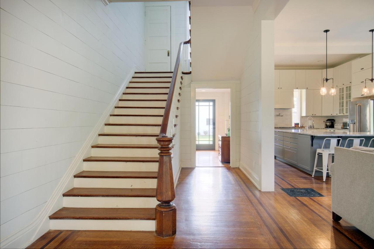 Historic Peterson Mansion - Savor Life And Rest With Friends! Holiday home *